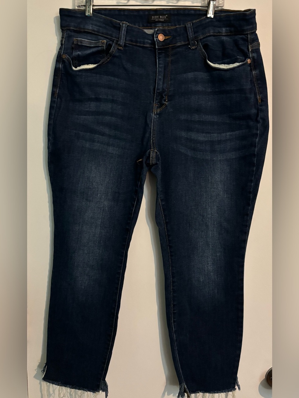 Judy Blue Womens Sz 18W Skinny Fit Ankle Dark Wash Frayed Hemline 5 Pocket